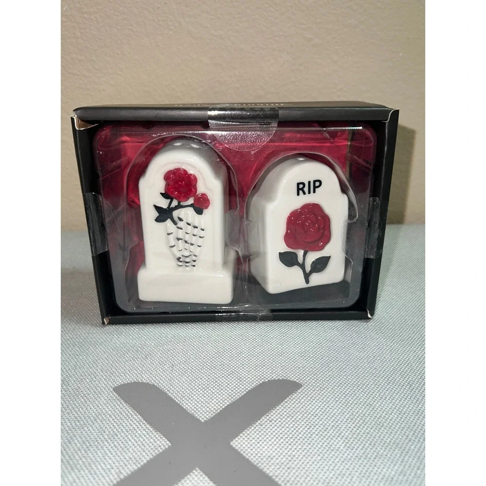 Tombstone Salt and Pepper Shaker Set Halloween Gothic RIP Rose Ceramic White Red